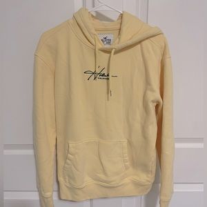 New Hollister Collection Yellow Hoodie - Medium